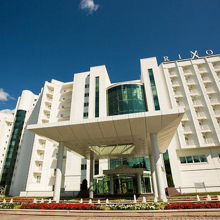 Rixos-Prykarpattya Resort Truskavets Buitenkant foto