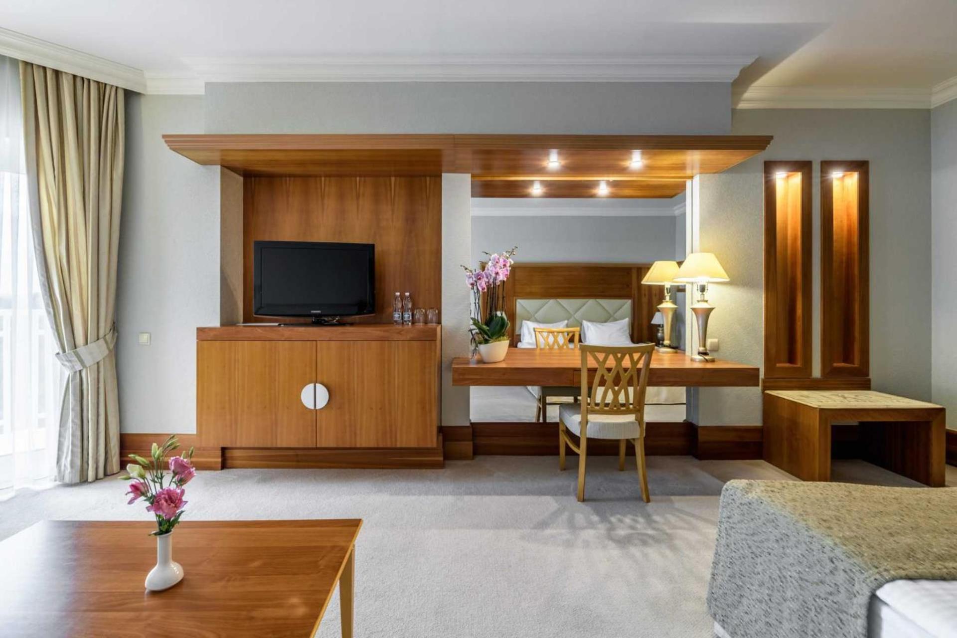 Rixos-Prykarpattya Resort Truskavets Buitenkant foto