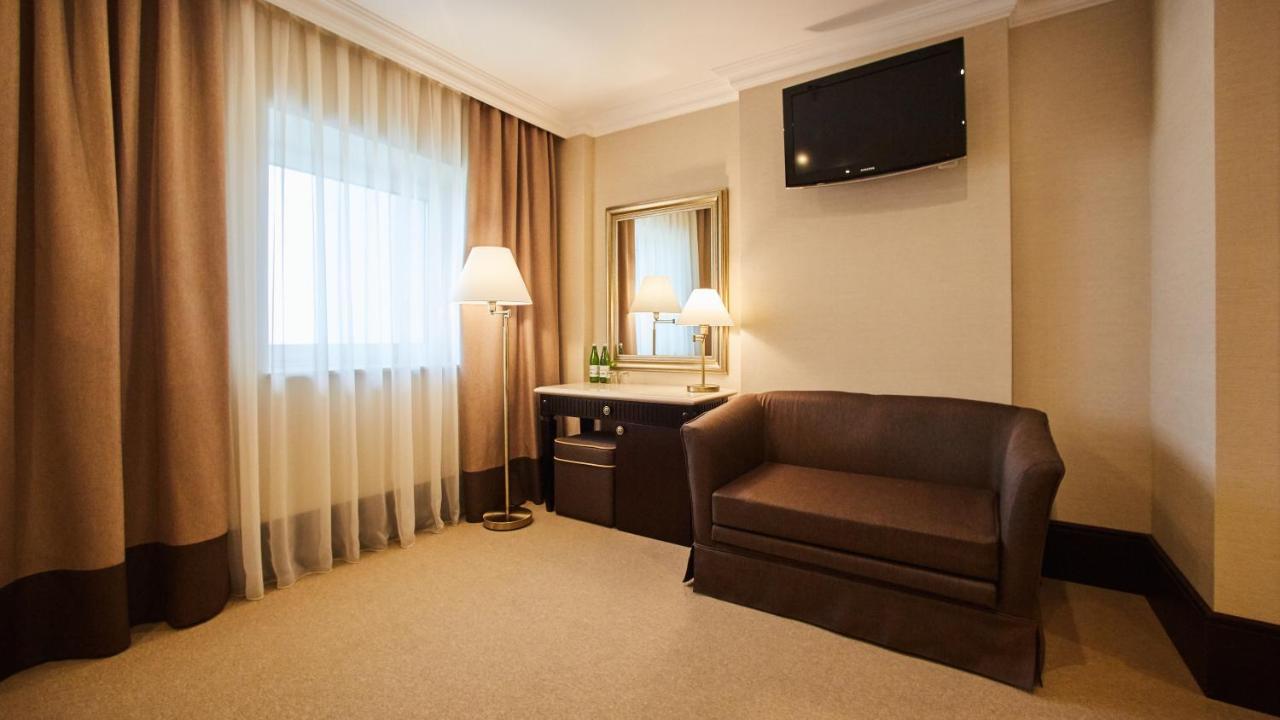 Rixos-Prykarpattya Resort Truskavets Buitenkant foto